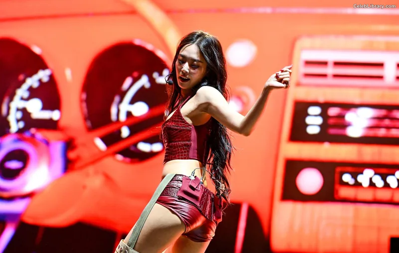 Jennie  BLΛƆKPIИK (Blackpink) photo 12 of 3632