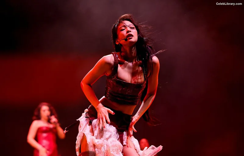 Jennie  BLΛƆKPIИK (Blackpink) photo 16 of 3632