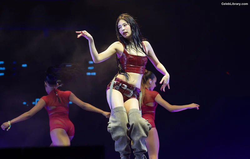 Jennie  BLΛƆKPIИK (Blackpink) photo 22 of 3632