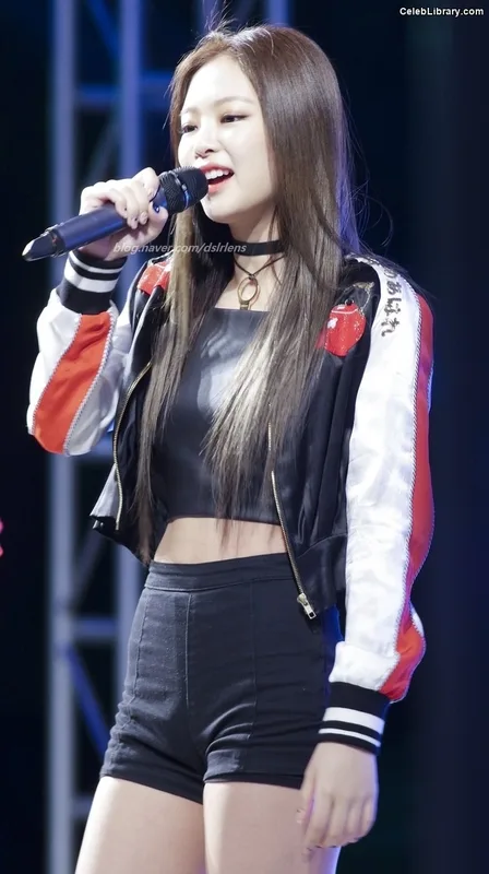 Jennie  BLΛƆKPIИK (Blackpink) photo 18 of 3632