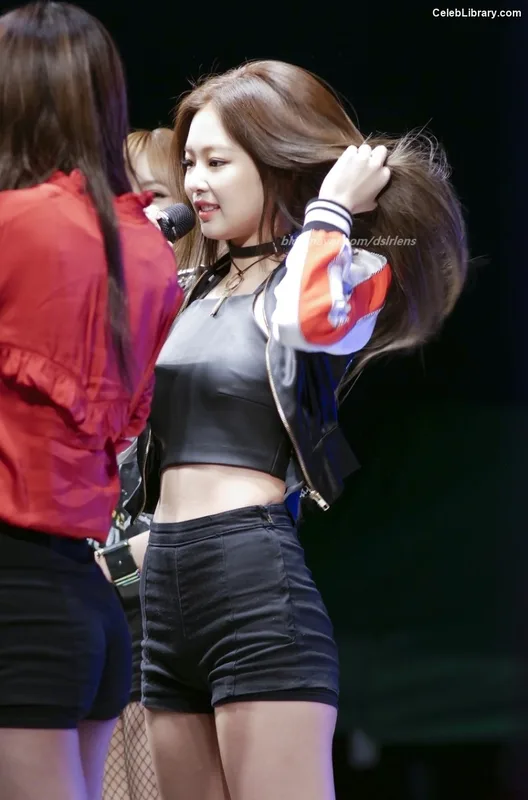 Jennie  BLΛƆKPIИK (Blackpink) photo 19 of 3632