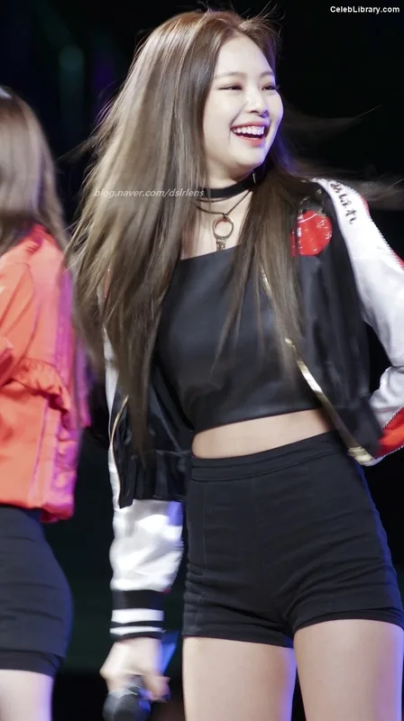 Jennie  BLΛƆKPIИK (Blackpink) photo 21 of 3632