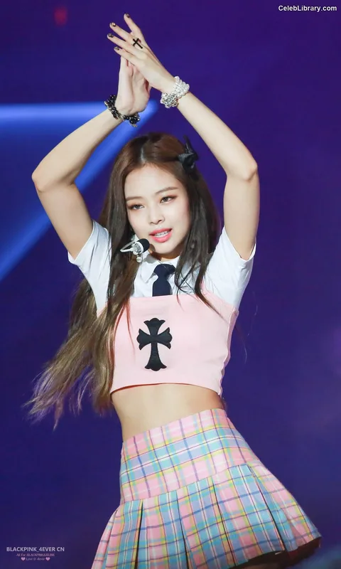 Jennie  BLΛƆKPIИK (Blackpink) photo 7 of 3632