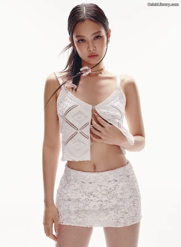 Jennie  BLΛƆKPIИK (Blackpink) photo 13 of 3632