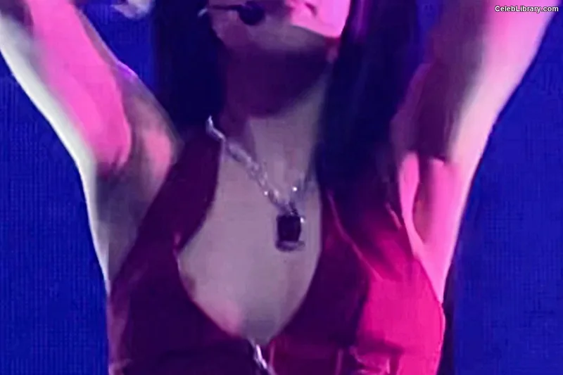 Jennie  BLΛƆKPIИK (Blackpink) photo 5 of 3632