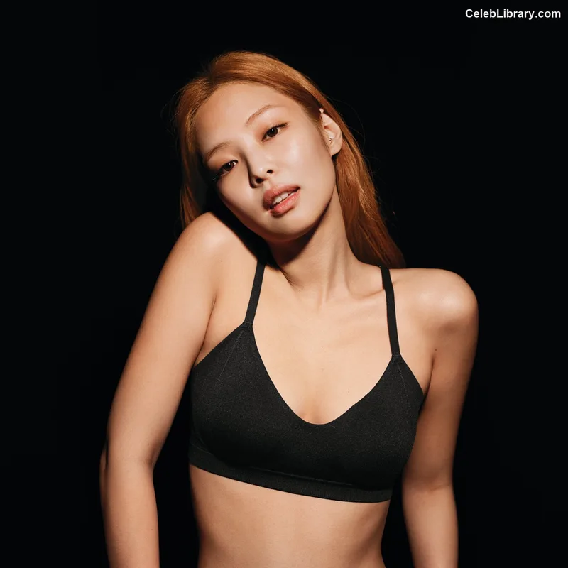Jennie  BLΛƆKPIИK (Blackpink) photo 18 of 3632