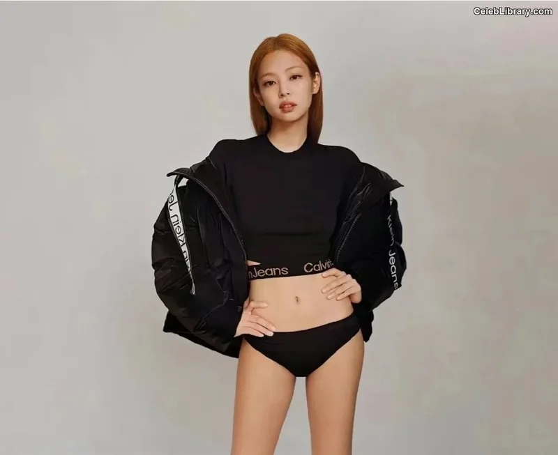 Jennie  BLΛƆKPIИK (Blackpink) photo 3 of 3632