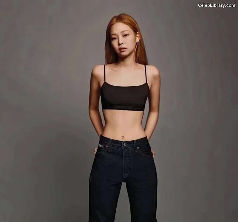 Jennie  BLΛƆKPIИK (Blackpink) photo 5 of 3632
