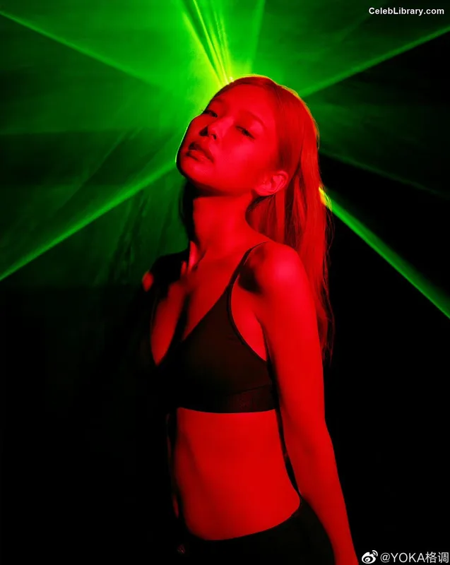 Jennie  BLΛƆKPIИK (Blackpink) photo 9 of 3632