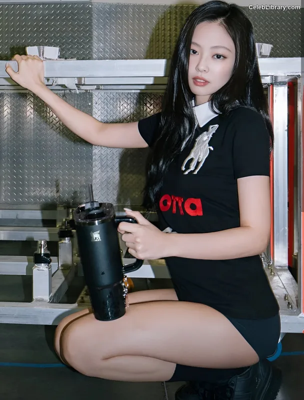 Jennie  BLΛƆKPIИK (Blackpink) photo 3 of 3632