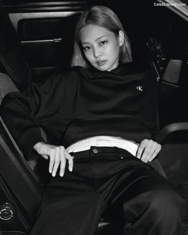 Jennie  BLΛƆKPIИK (Blackpink) photo 6 of 3632