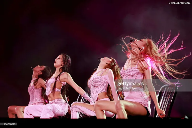 Jennie  BLΛƆKPIИK (Blackpink) photo 5 of 3632