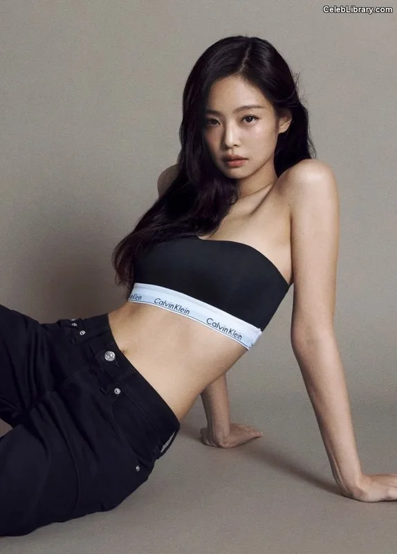 Jennie  BLΛƆKPIИK (Blackpink) photo 15 of 3632
