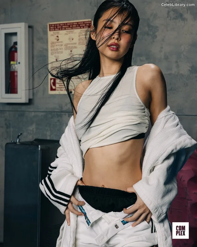Jennie  BLΛƆKPIИK (Blackpink) photo 21 of 3632