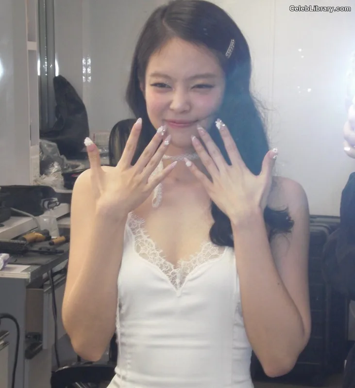 Jennie BLΛƆKPIИK (Blackpink) photo 11 of 3632