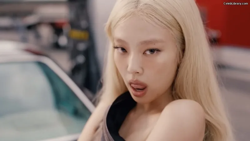 Jennie BLΛƆKPIИK (Blackpink) photo 23 of 3632