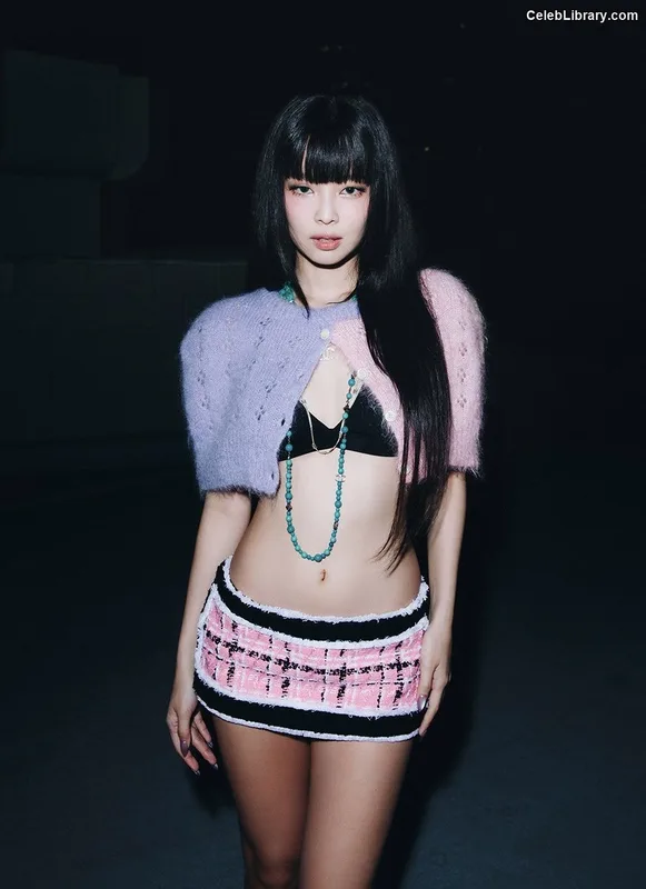 Jennie BLΛƆKPIИK (Blackpink) photo 2 of 3632