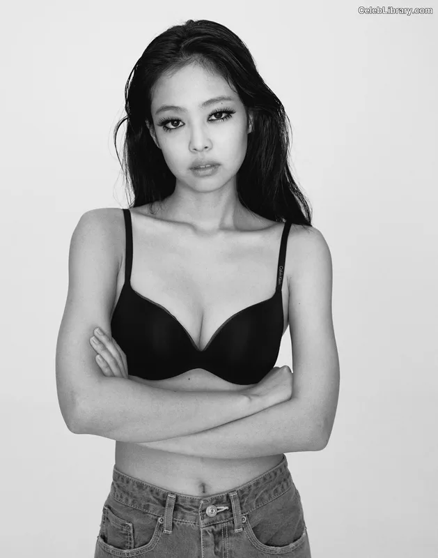 Jennie BLΛƆKPIИK (Blackpink) photo 6 of 3632