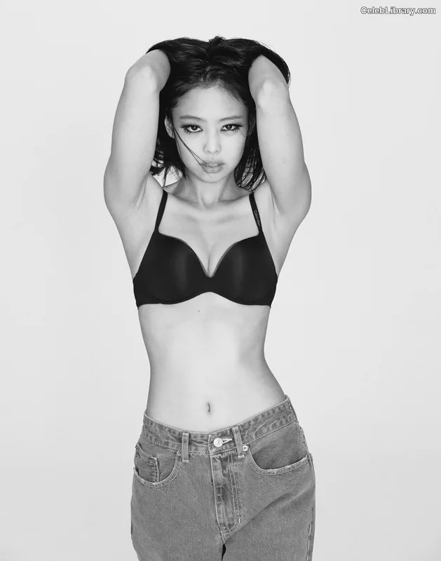 Jennie BLΛƆKPIИK (Blackpink) photo 8 of 3632