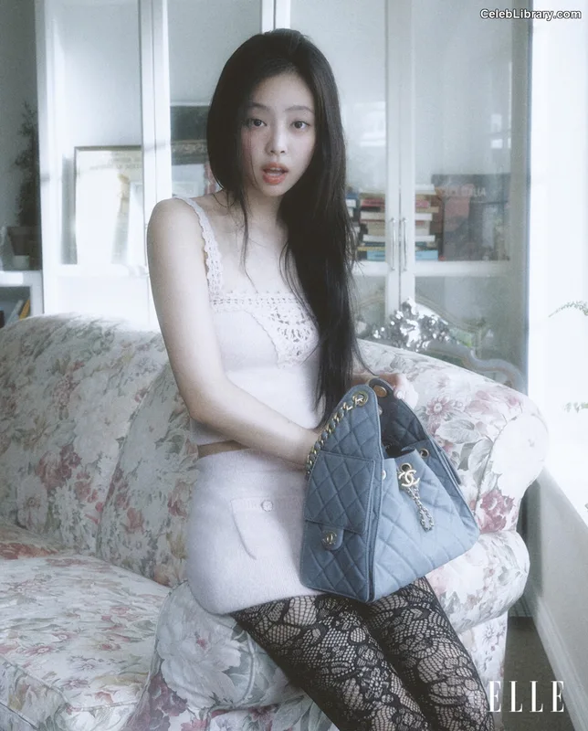 Jennie BLΛƆKPIИK (Blackpink) photo 14 of 3632