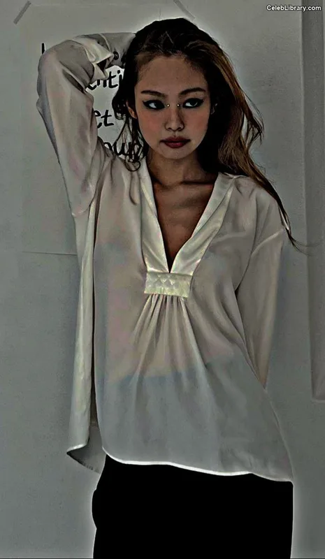 Jennie BLΛƆKPIИK (Blackpink) photo 24 of 3632