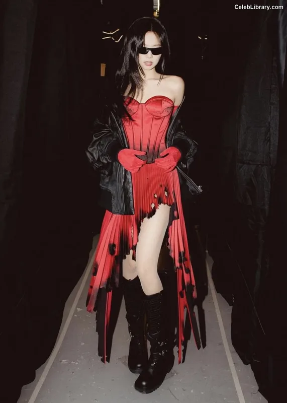 Jennie  BLΛƆKPIИK (Blackpink) photo 6 of 3632