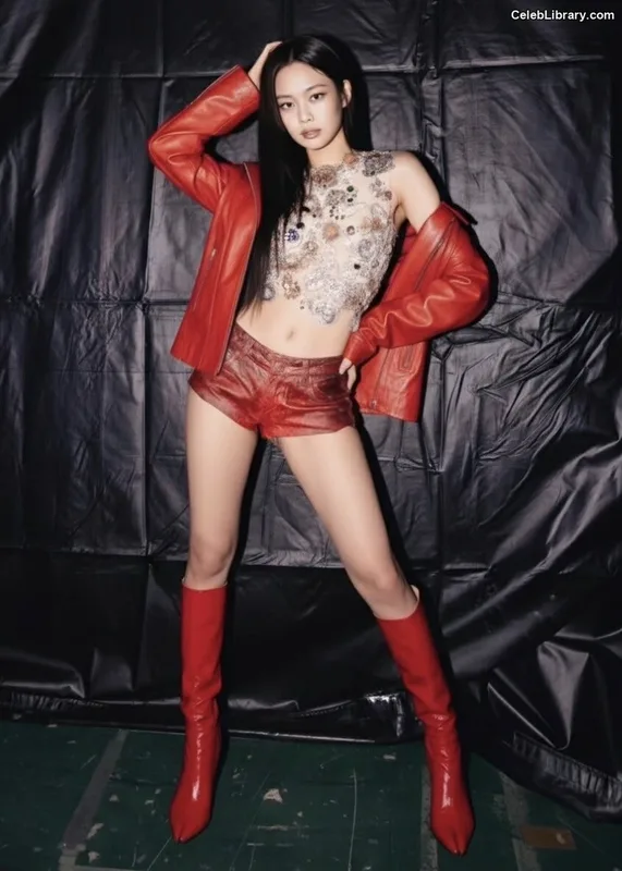 Jennie  BLΛƆKPIИK (Blackpink) photo 18 of 3632