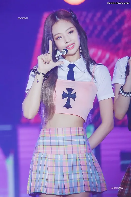 Jennie  BLΛƆKPIИK (Blackpink) photo 6 of 3632