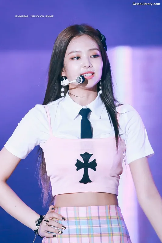 Jennie  BLΛƆKPIИK (Blackpink) photo 7 of 3632