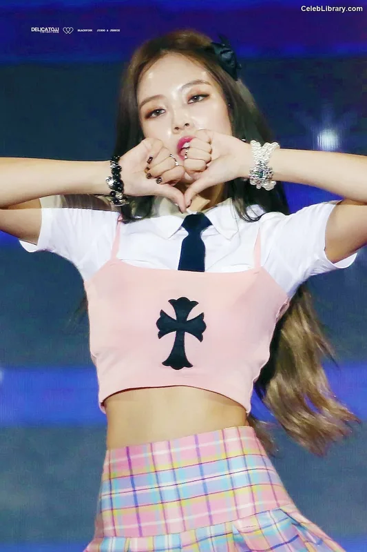 Jennie  BLΛƆKPIИK (Blackpink) photo 8 of 3632