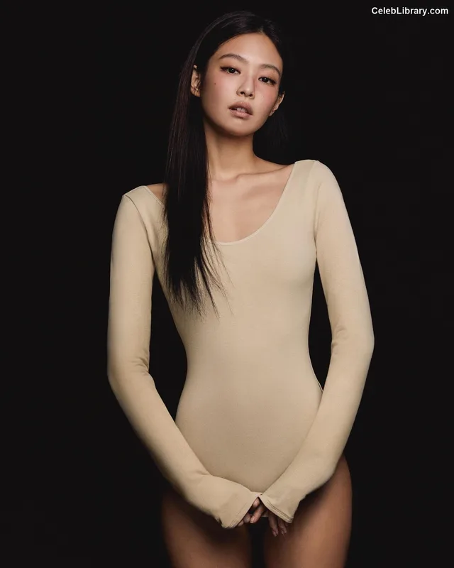 Jennie  BLΛƆKPIИK (Blackpink) photo 13 of 3632