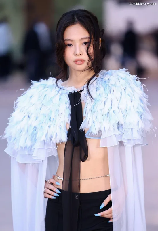 Jennie BLΛƆKPIИK (Blackpink) photo 24 of 3632