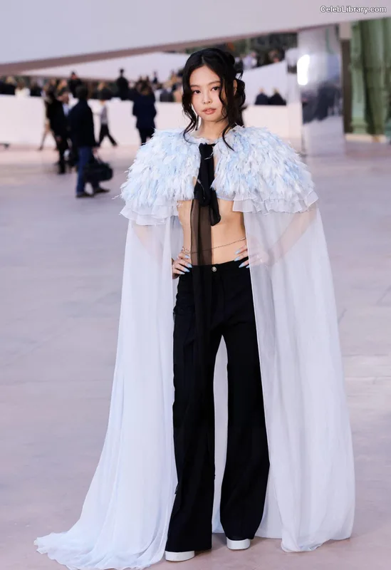 Jennie BLΛƆKPIИK (Blackpink) photo 11 of 3632