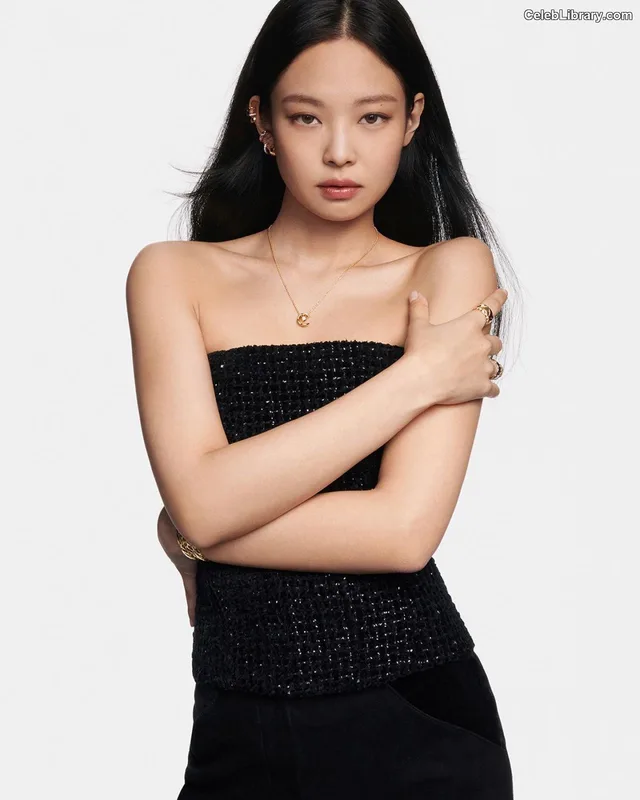 Jennie  BLΛƆKPIИK (Blackpink) photo 6 of 3632