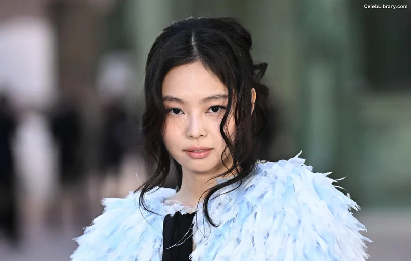 Jennie  BLΛƆKPIИK (Blackpink) photo 16 of 3632