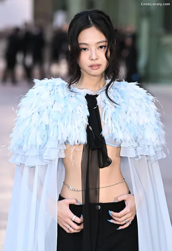 Jennie  BLΛƆKPIИK (Blackpink) photo 22 of 3632