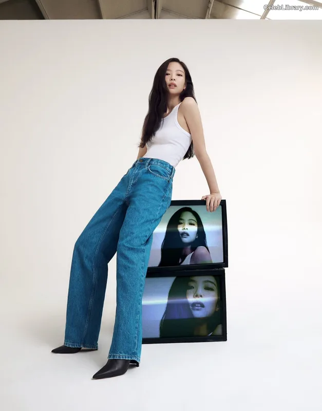 Jennie  BLΛƆKPIИK (Blackpink) photo 4 of 3632