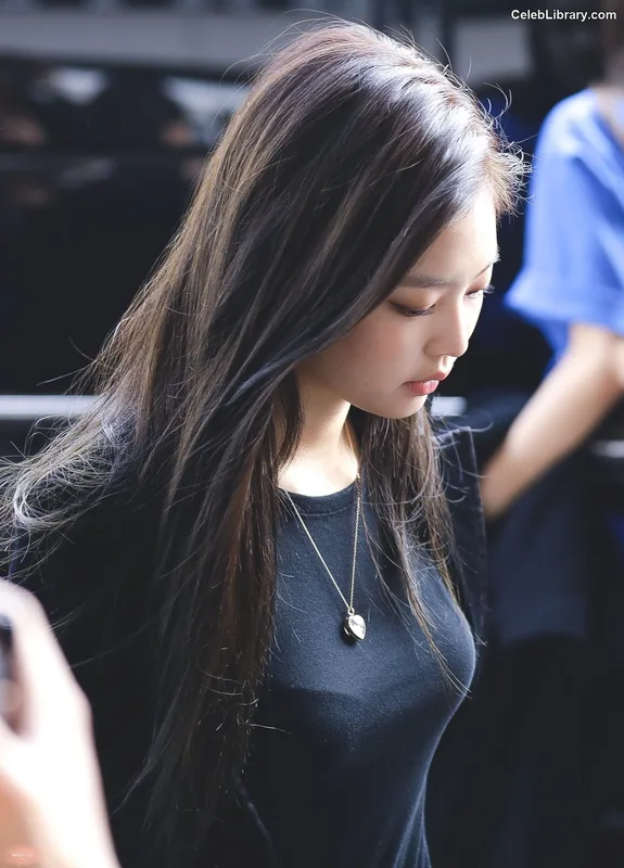 Jennie  BLΛƆKPIИK (Blackpink) photo 15 of 3632