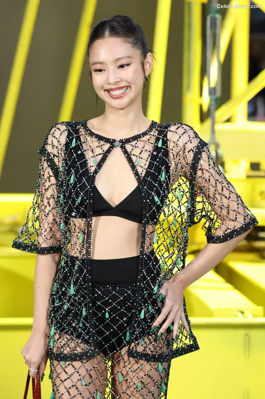 Jennie BLΛƆKPIИK (Blackpink) photo 18 of 3632