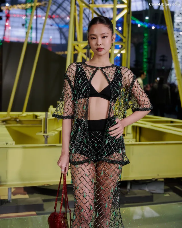 Jennie BLΛƆKPIИK (Blackpink) photo 23 of 3632