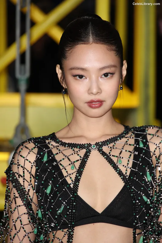 Jennie  BLΛƆKPIИK (Blackpink) photo 19 of 3632