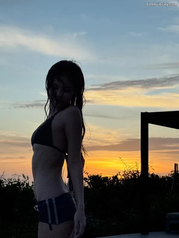 Jennie  BLΛƆKPIИK (Blackpink) photo 10 of 3632