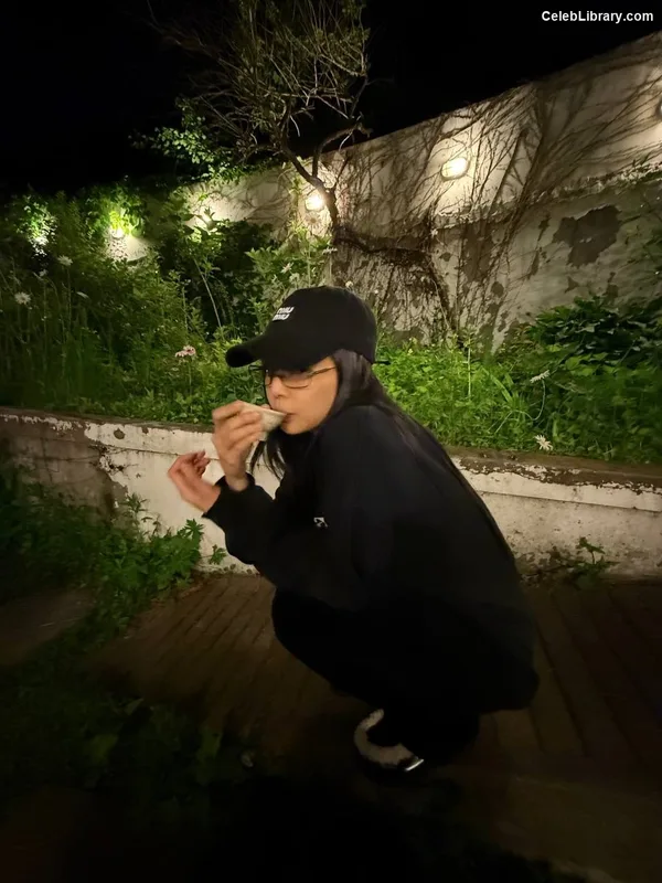 Jennie  BLΛƆKPIИK (Blackpink) photo 14 of 3632