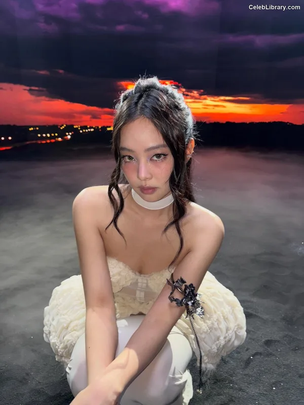 Jennie  BLΛƆKPIИK (Blackpink) photo 8 of 3632