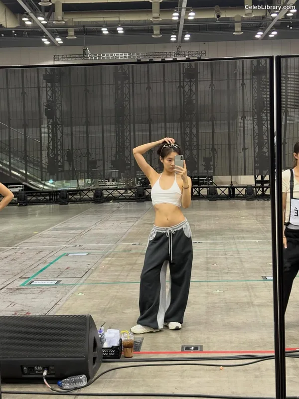 Jennie  BLΛƆKPIИK (Blackpink) photo 19 of 3632