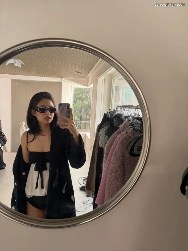 Jennie  BLΛƆKPIИK (Blackpink) photo 20 of 3632