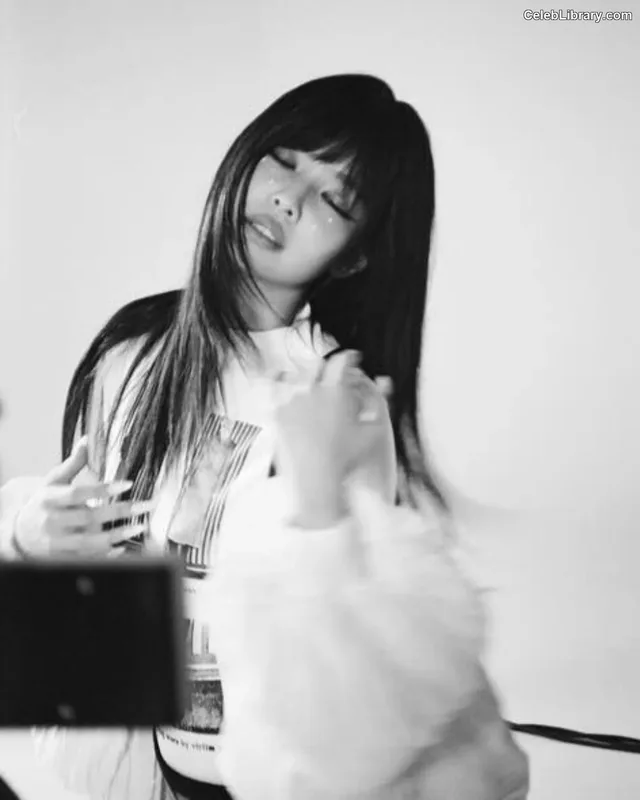 Jennie  BLΛƆKPIИK (Blackpink) photo 9 of 3632