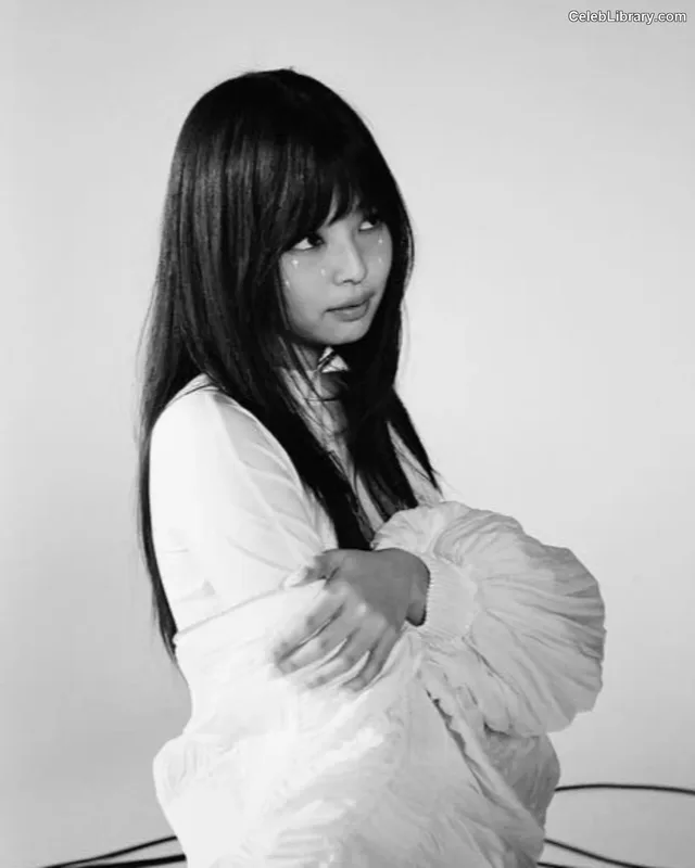 Jennie  BLΛƆKPIИK (Blackpink) photo 10 of 3632