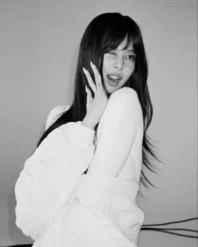 Jennie  BLΛƆKPIИK (Blackpink) photo 11 of 3632