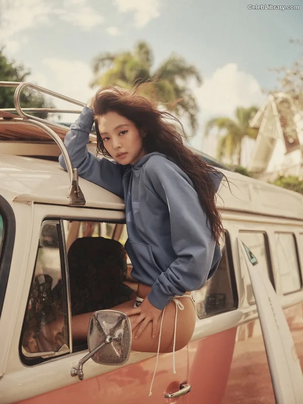 Jennie  BLΛƆKPIИK (Blackpink) photo 20 of 3632
